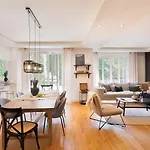 Arnave - 3 Et Balcon A Auteuil パリ