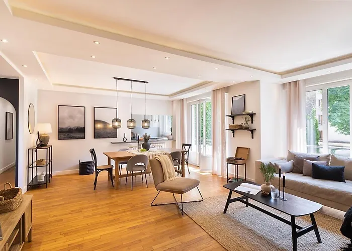 Arnave - 3 Et Balcon A Auteuil 아파트 *